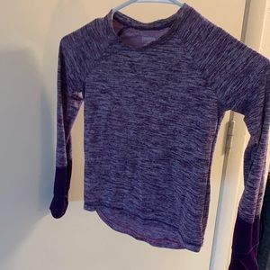 Long sleeve athletic shirt